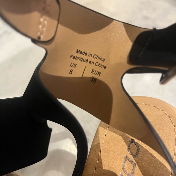 Soda Sandal Platforms - Picture 4 of 6